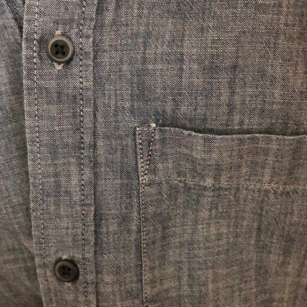 Boys button down - Picture 2 of 3